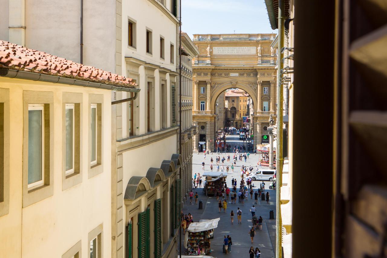 Typical Florentine Apartment フィレンツェ エクステリア 写真