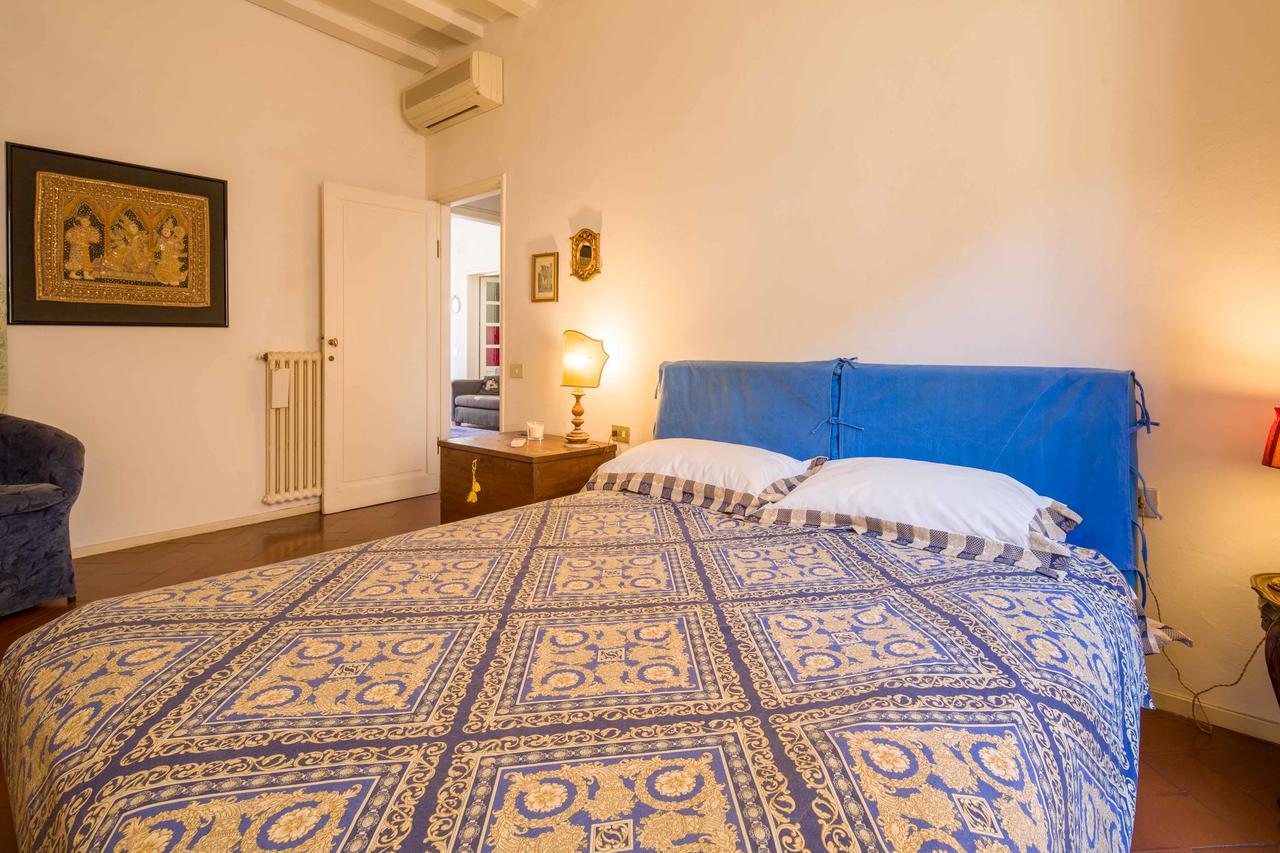 Typical Florentine Apartment フィレンツェ エクステリア 写真